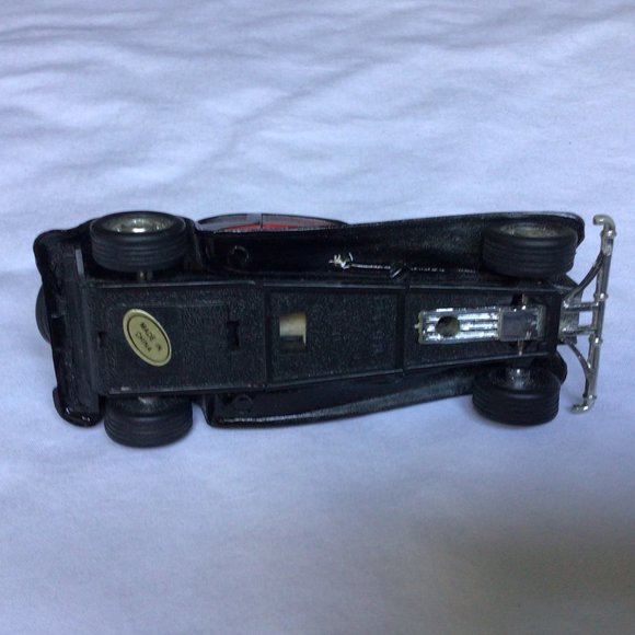 Bugatti 1930 T50 Toy car 1/43 scale - Picture 7 of 9